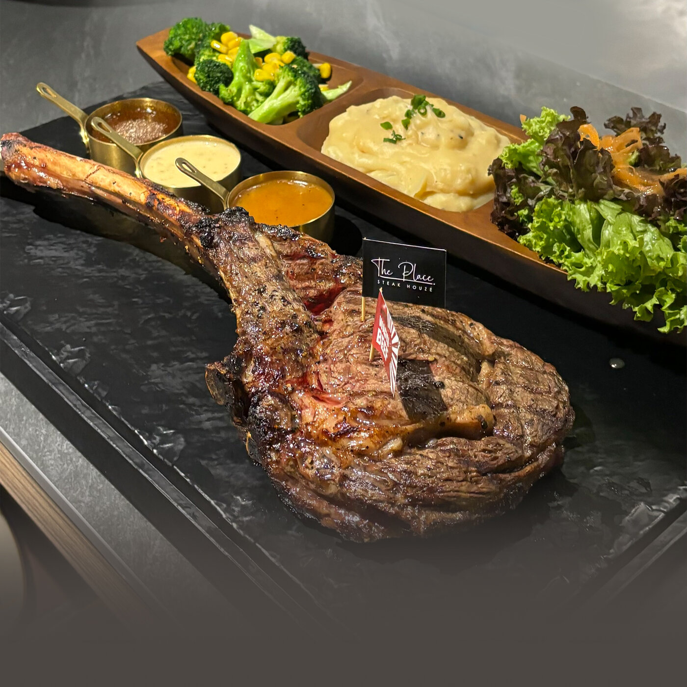 AUS Tomahawk Wagyu MB6/7